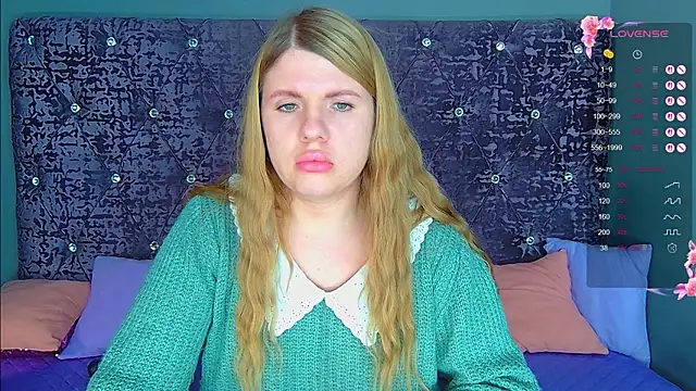 NoraBigAss's cam snapshot