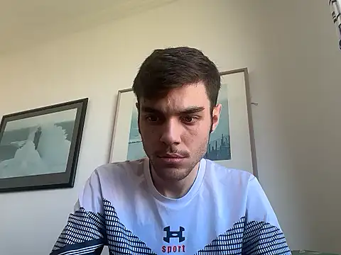 Omarnede live sex cam