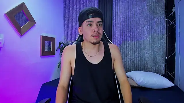 Mike_0233_ live sex cam