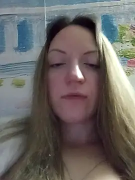 KattyLuuu's cam snapshot