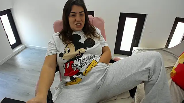 Dyana_Kaylinn's cam snapshot