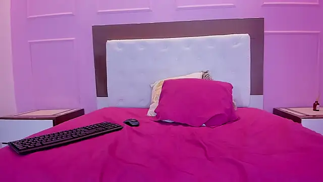 MABEL_REN2's cam snapshot