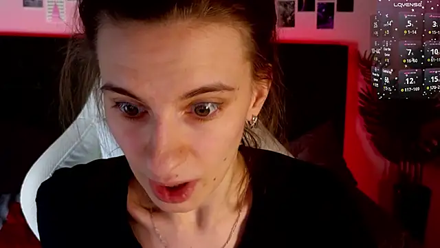 kaleriyaa_'s cam snapshot