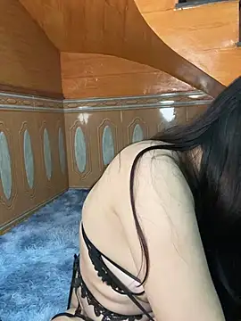 hide_from_colleagues live sex cam