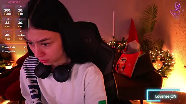 FataleNellie live sex cam