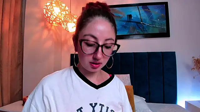 Emilywatsonn live sex cam