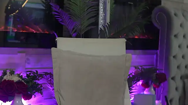 SeductiveMom live sex cam