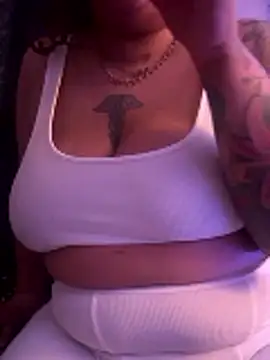 ThickTattedLatina's cam snapshot