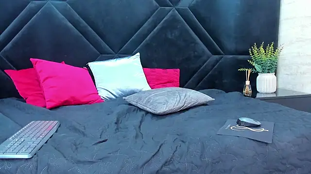 arcangel_harris's cam snapshot