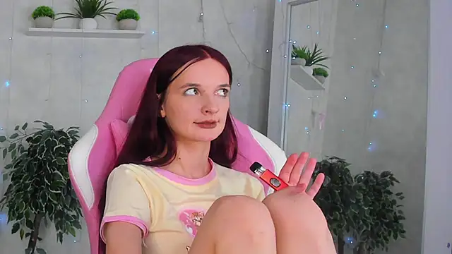 Alicia_Adammss's cam snapshot