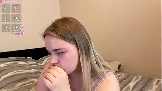 ZaraCreedon live sex cam