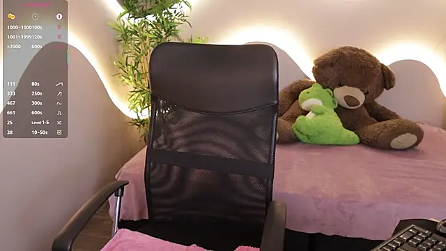 Emma_Lirys's cam snapshot