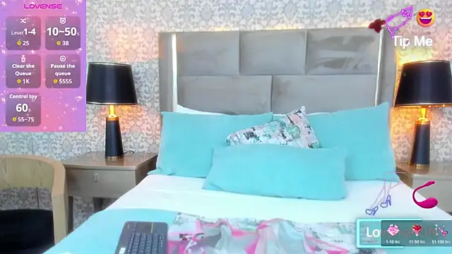 KoralBlum's cam snapshot