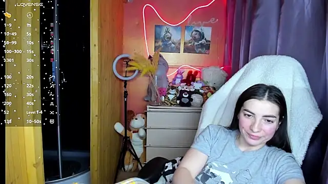 Fiery_Brunette_'s cam snapshot