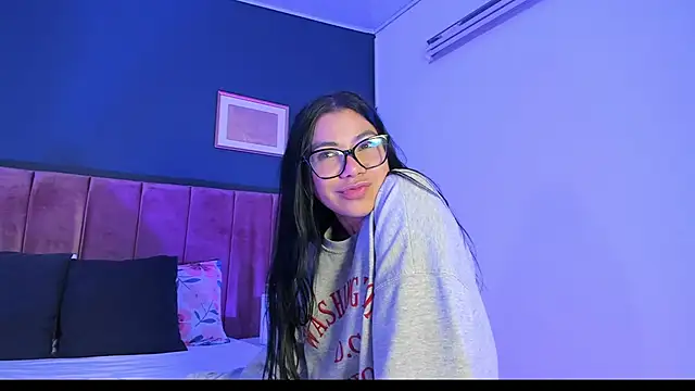 Little_Lexyy's cam snapshot