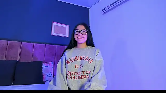 Little_Lexyy's cam snapshot