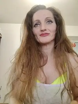 CrazyMaya39 live sex cam