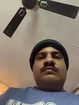 Saxymood1111's cam snapshot