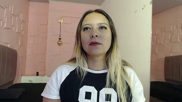 sami_1_8's cam snapshot