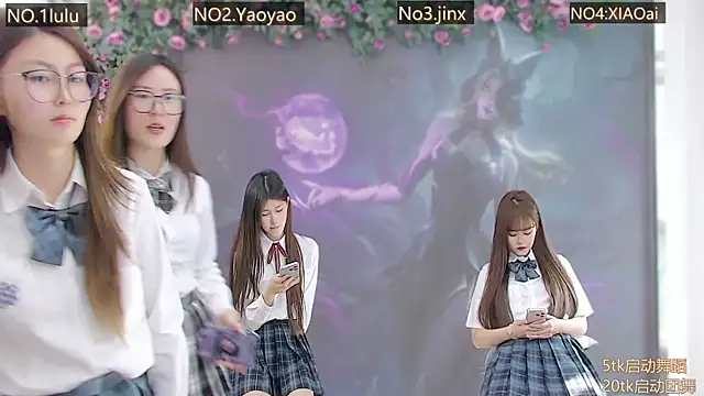 DogdogSM live sex cam