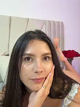 oficialaura live sex cam