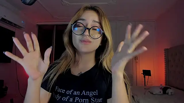 SweetJennaa live sex cam