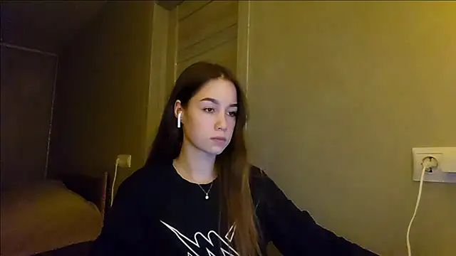 SherrylMaler's cam snapshot