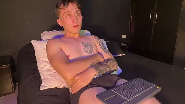 Dylanwhite23_ live sex cam
