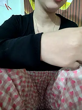 -LunaLust's cam snapshot