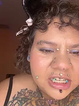 poisonvuitton's cam snapshot