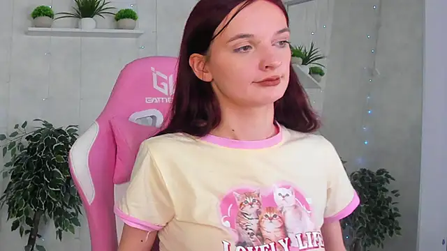 Alicia_Adammss's cam snapshot