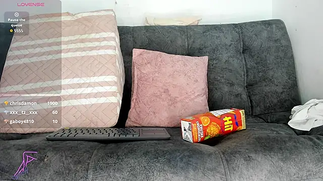 mishell-'s cam snapshot