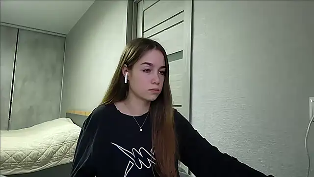 SherrylMaler's cam snapshot