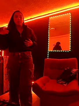 naughtygoddesss_'s cam snapshot