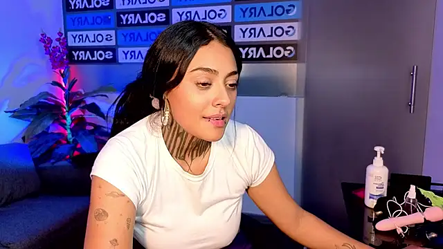 Lovely_celeste live sex cam