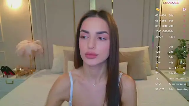 BellaHalles live sex cam