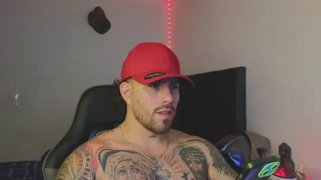 Ades_Lowe's cam snapshot