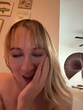 rileylovesyou live sex cam