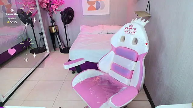 Maggy_t18's cam snapshot