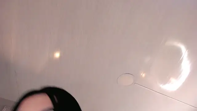 mia_kisses2 live sex cam