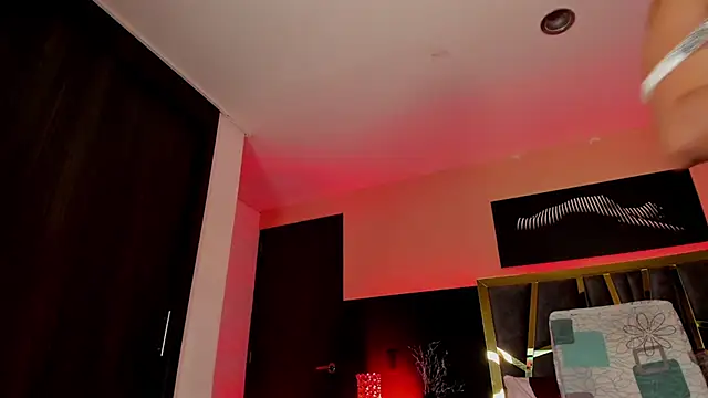 Chloe_Connor's cam snapshot