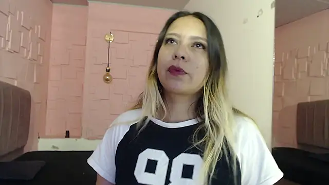 sami_1_8's cam snapshot