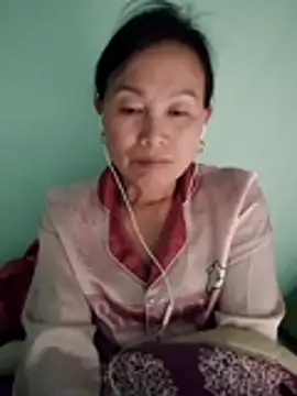 Lili-123k live sex cam