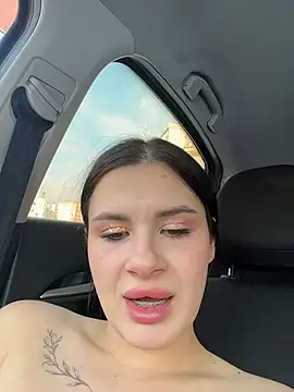 MiraReach live sex cam