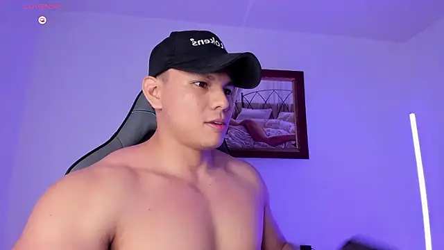 RoyConstance live sex cam