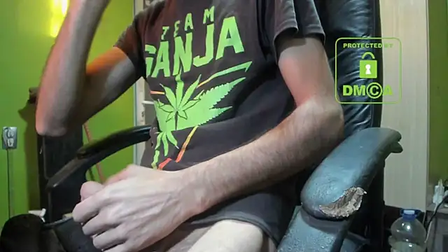 BigCumShoot live sex cam