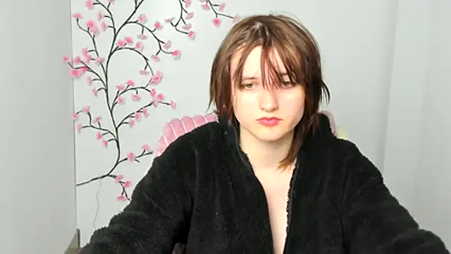 Alice_Wonderme live sex cam