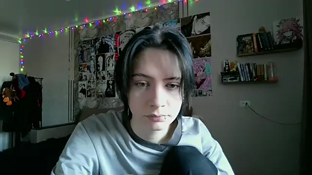 LxayBloom's cam snapshot