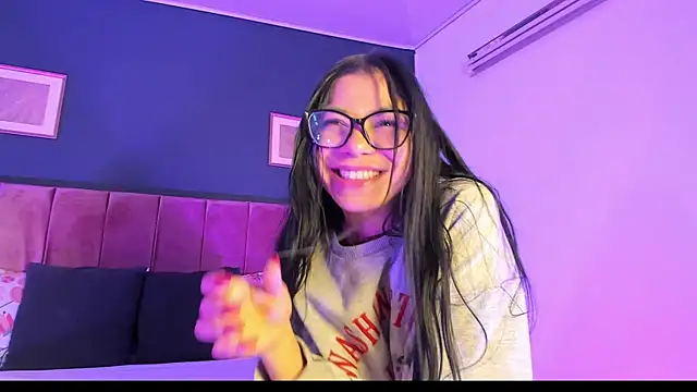 Little_Lexyy's cam snapshot