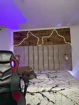 lanna_wolff's cam snapshot